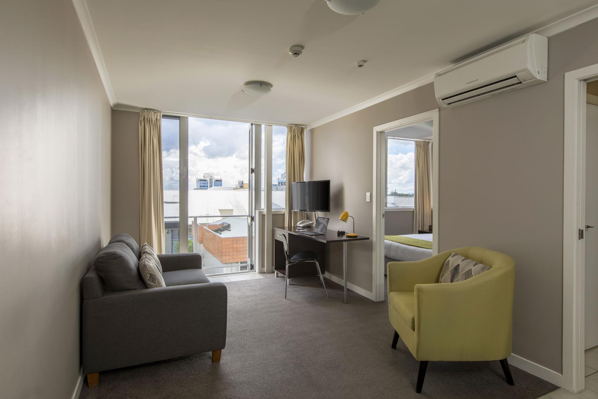 Quest On Ward Serviced Apartments Hamilton Exterior photo