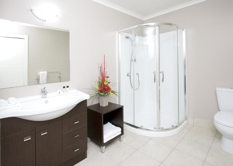 Quest On Ward Serviced Apartments Hamilton Room photo